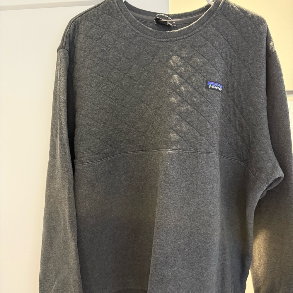 Patagonia Men's Charcoal Crewneck Sweater